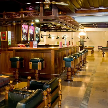 Balaia Mar Hotell 3*